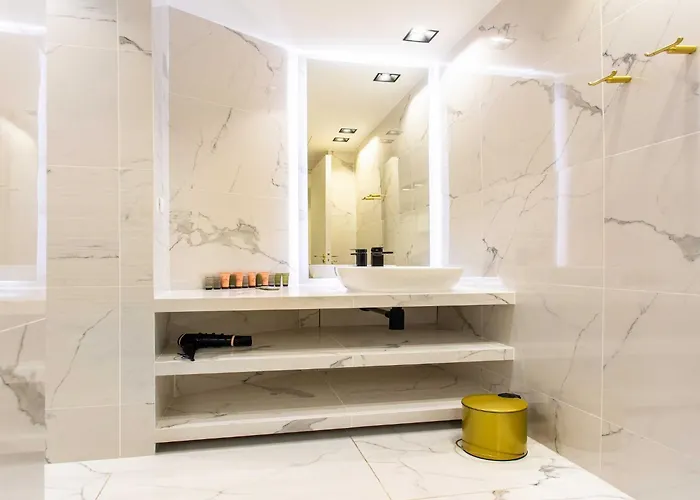 Magnificent - 2br 4p - Bourse Apartmán